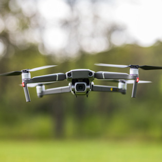 drone en train de voler