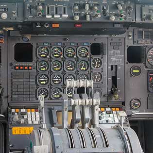 panneau de pilotage d''un avion