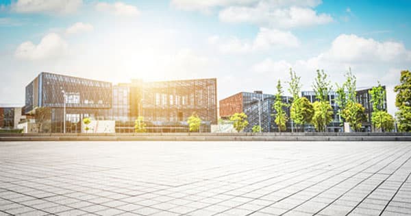 Le bâtiment intelligent : une généralisation sous conditions