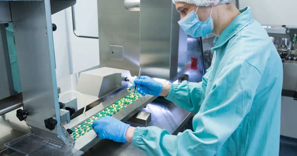 La relocalisation de médicaments essentiels, mythe et réalités