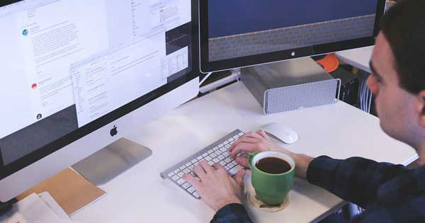 Logiciels de gestion du compte clients, quand l’IA redéfinit le pilotage du cash
