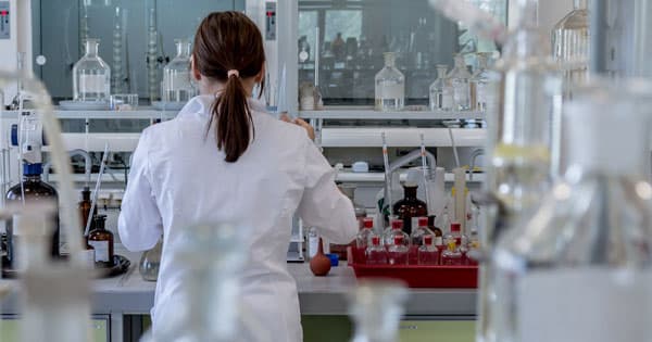 Les principes actifs pharmaceutiques: armes de relocalisation massive?