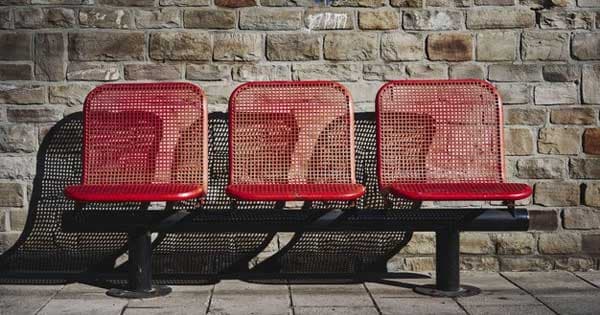La filière du mobilier urbain cherche la parade aux mesures anti-pub